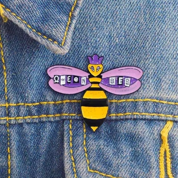 🆕️🐝Queen bee brooch pin - Picture 1 of 4